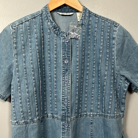 Orvis Denim Shirt Dress With Pleated Accent Top, Pockets, Womens Size 12 - Picture 10 of 15